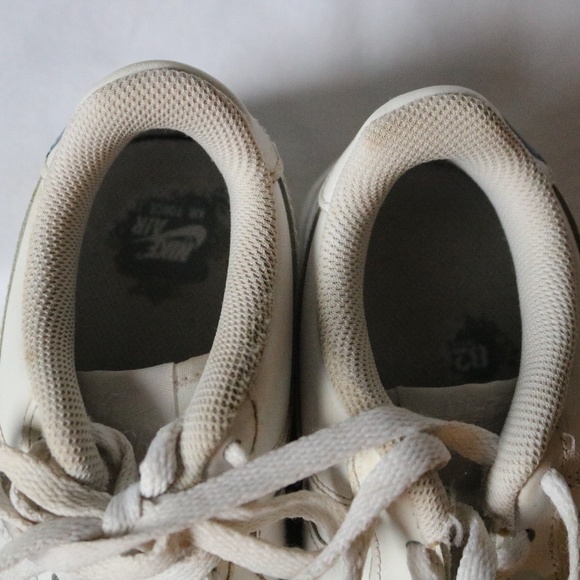 NIKE Air Force One White Customized Blue Butterfly Youth 4.5 (EU 36.5) - Picture 14 of 14